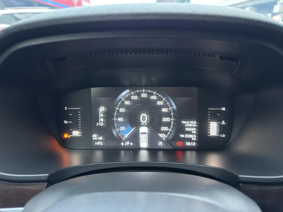 2018 Volvo S90 2.0T 254HP L4 8AT,autocango,china used car exporter,china ev exporter,chinese used car exporter,chinese used ev exporter