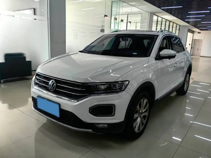 2022 Volkswagen T-Roc 1.4T 150HP L4 7DCT,autocango,china used car exporter,china ev exporter,chinese used car exporter,chinese used ev exporter