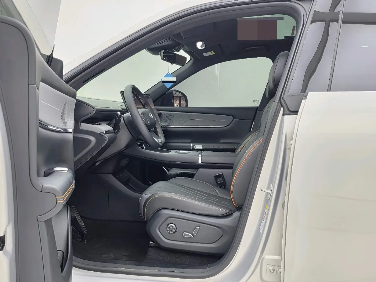 2025 ChangAn QiYuan Q07 1.5L 98HP L4 E-CVT PHEV,autocango,china used car exporter,china ev exporter,chinese used car exporter,chinese used ev exporter