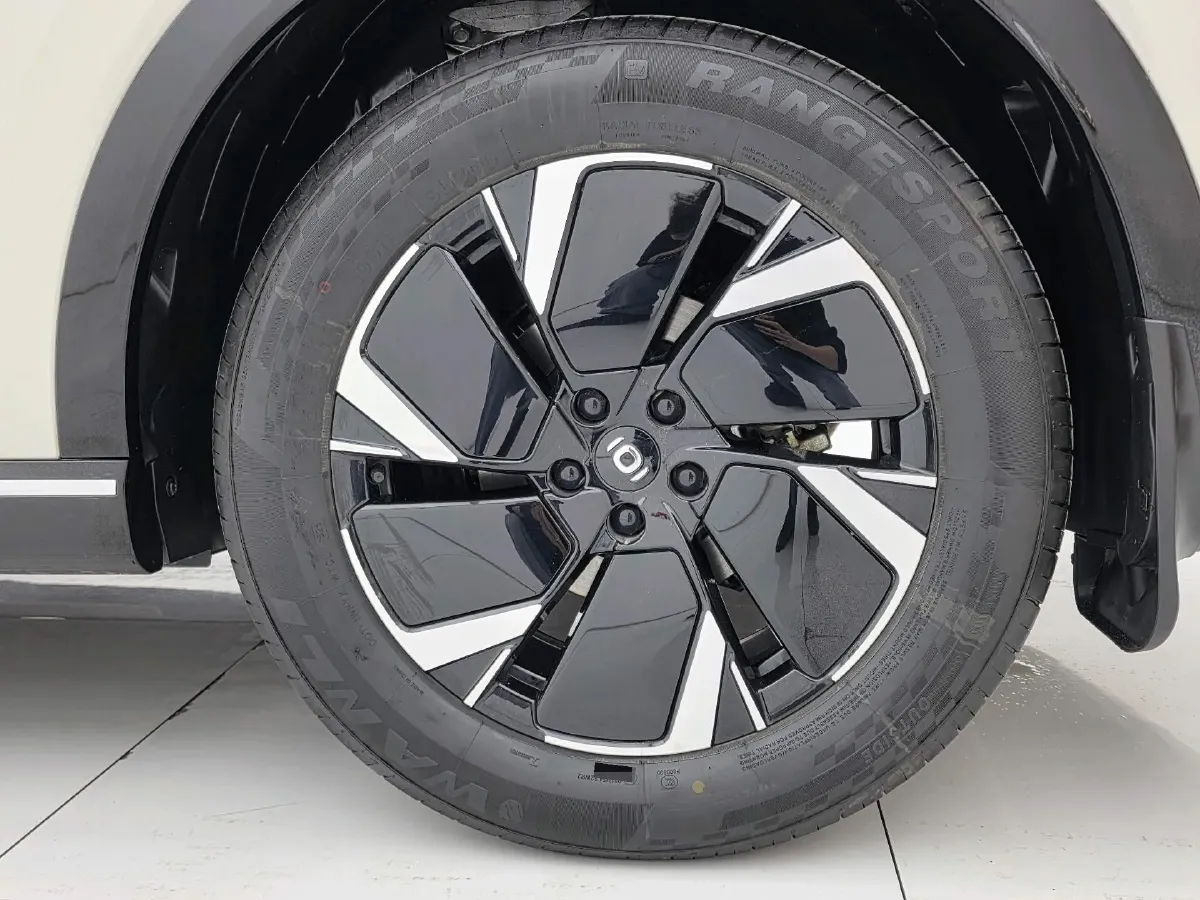 2025 ChangAn QiYuan Q07 1.5L 98HP L4 E-CVT PHEV,autocango,china used car exporter,china ev exporter,chinese used car exporter,chinese used ev exporter