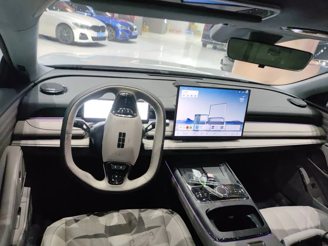 2025 Geely Galaxy Starshine 8 1.5L 112HP L4 1DHT PHEV,autocango,china used car exporter,china ev exporter,chinese used car exporter,chinese used ev exporter