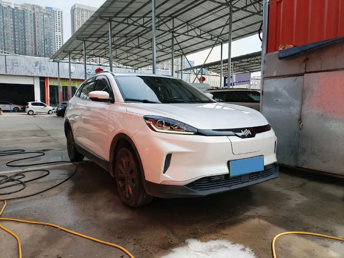 2018 MAXUS XinTu V80 2.5T 136HP L4 6AMT,autocango,china used car exporter,china ev exporter,chinese used car exporter,chinese used ev exporter