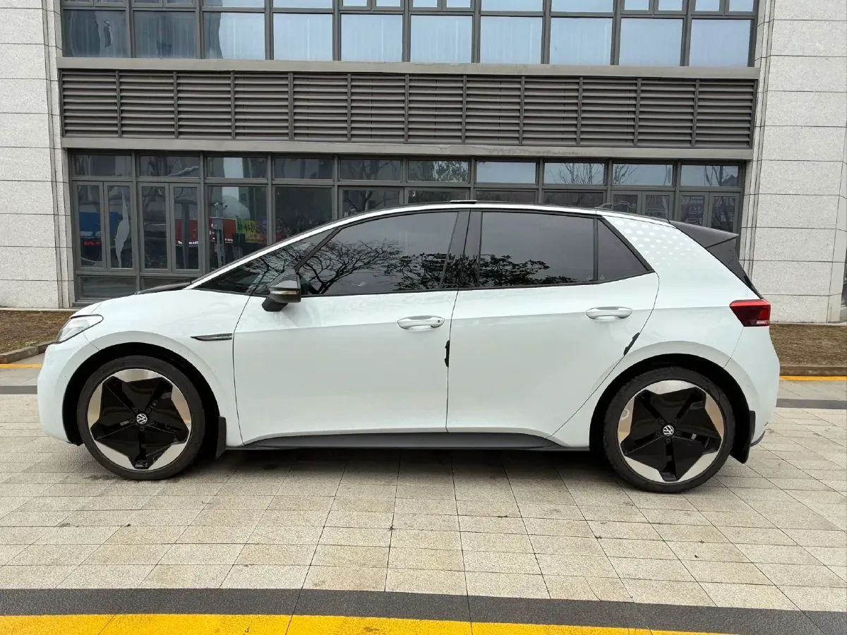 2023 Volkswagen ID.3 BEV 52.8KWH,autocango,china used car exporter,china ev exporter,chinese used car exporter,chinese used ev exporter