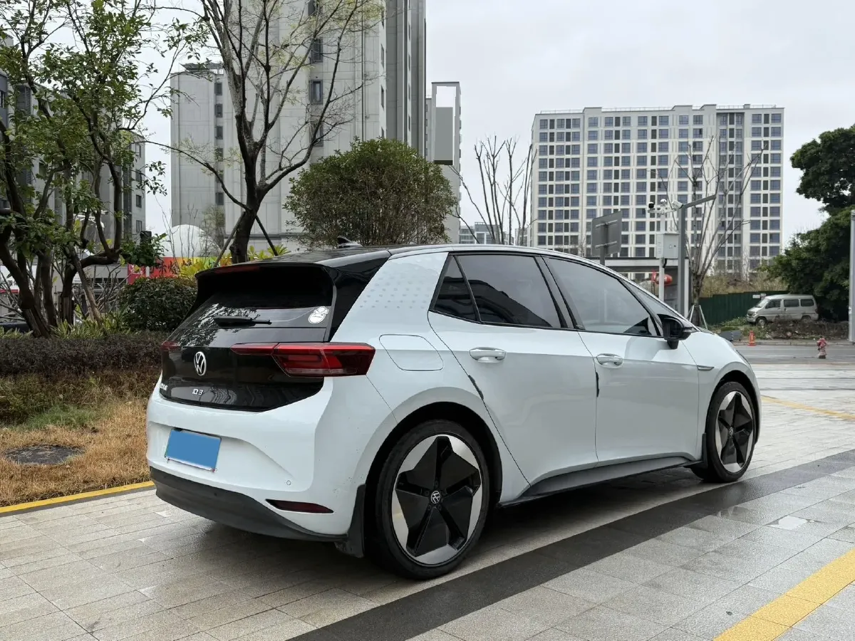 2023 Volkswagen ID.3 BEV 52.8KWH,autocango,china used car exporter,china ev exporter,chinese used car exporter,chinese used ev exporter
