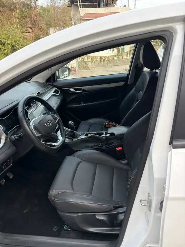 2019 Geely Emgrand 1.5L 109HP L4 5MT,autocango,china used car exporter,china ev exporter,chinese used car exporter,chinese used ev exporter