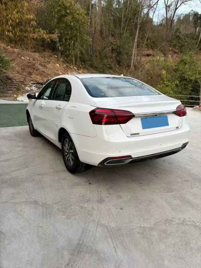 2019 Geely Emgrand 1.5L 109HP L4 5MT,autocango,china used car exporter,china ev exporter,chinese used car exporter,chinese used ev exporter