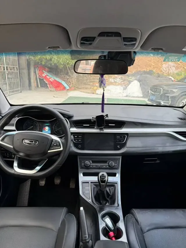 2019 Geely Emgrand 1.5L 109HP L4 5MT,autocango,china used car exporter,china ev exporter,chinese used car exporter,chinese used ev exporter