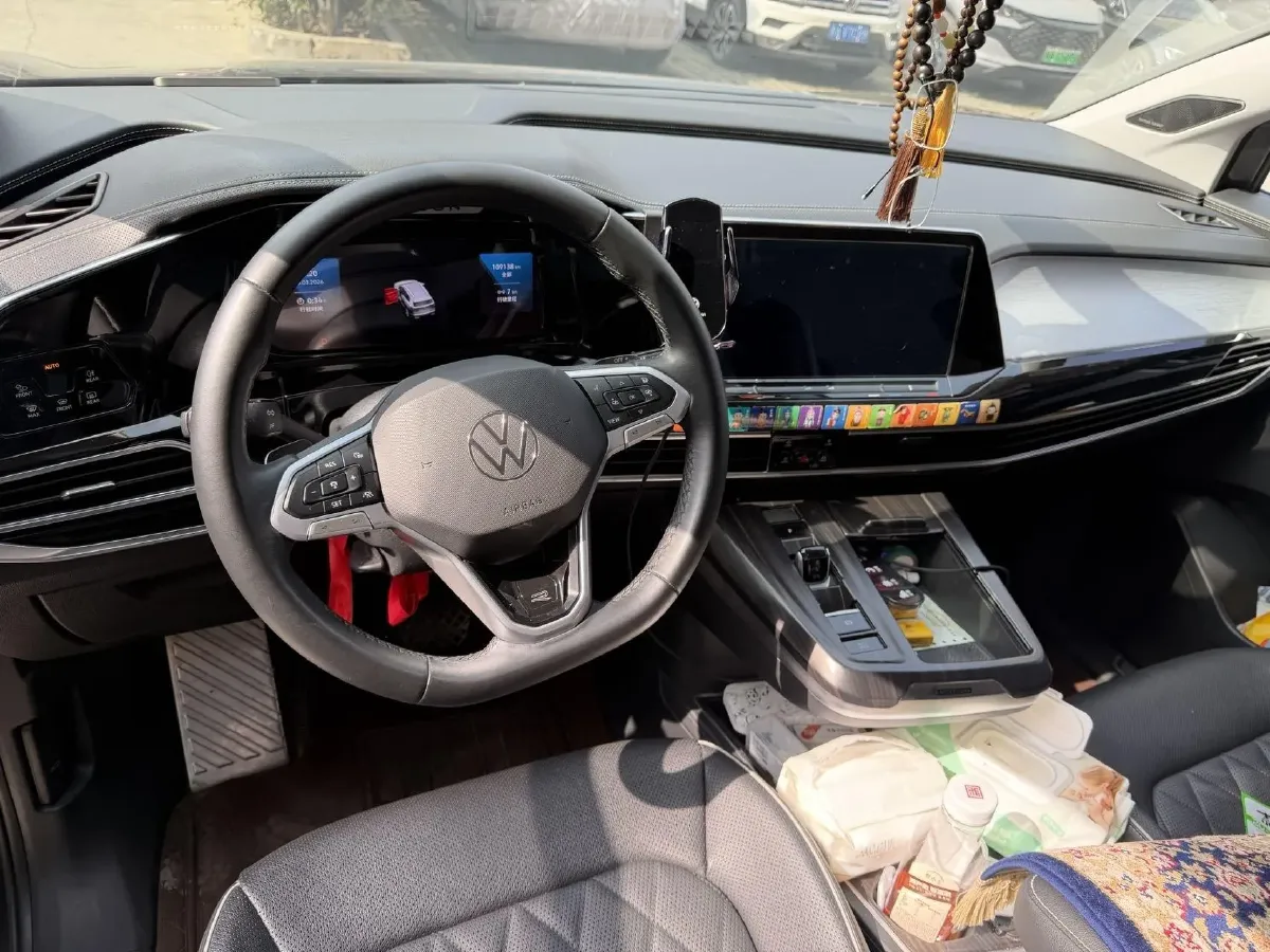 2021 Volkswagen Talagon 2.0T 220HP L4 7DCT,autocango,china used car exporter,china ev exporter,chinese used car exporter,chinese used ev exporter