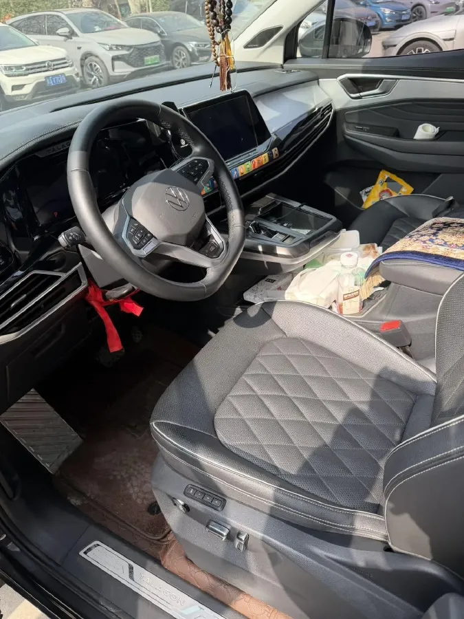 2021 Volkswagen Talagon 2.0T 220HP L4 7DCT,autocango,china used car exporter,china ev exporter,chinese used car exporter,chinese used ev exporter