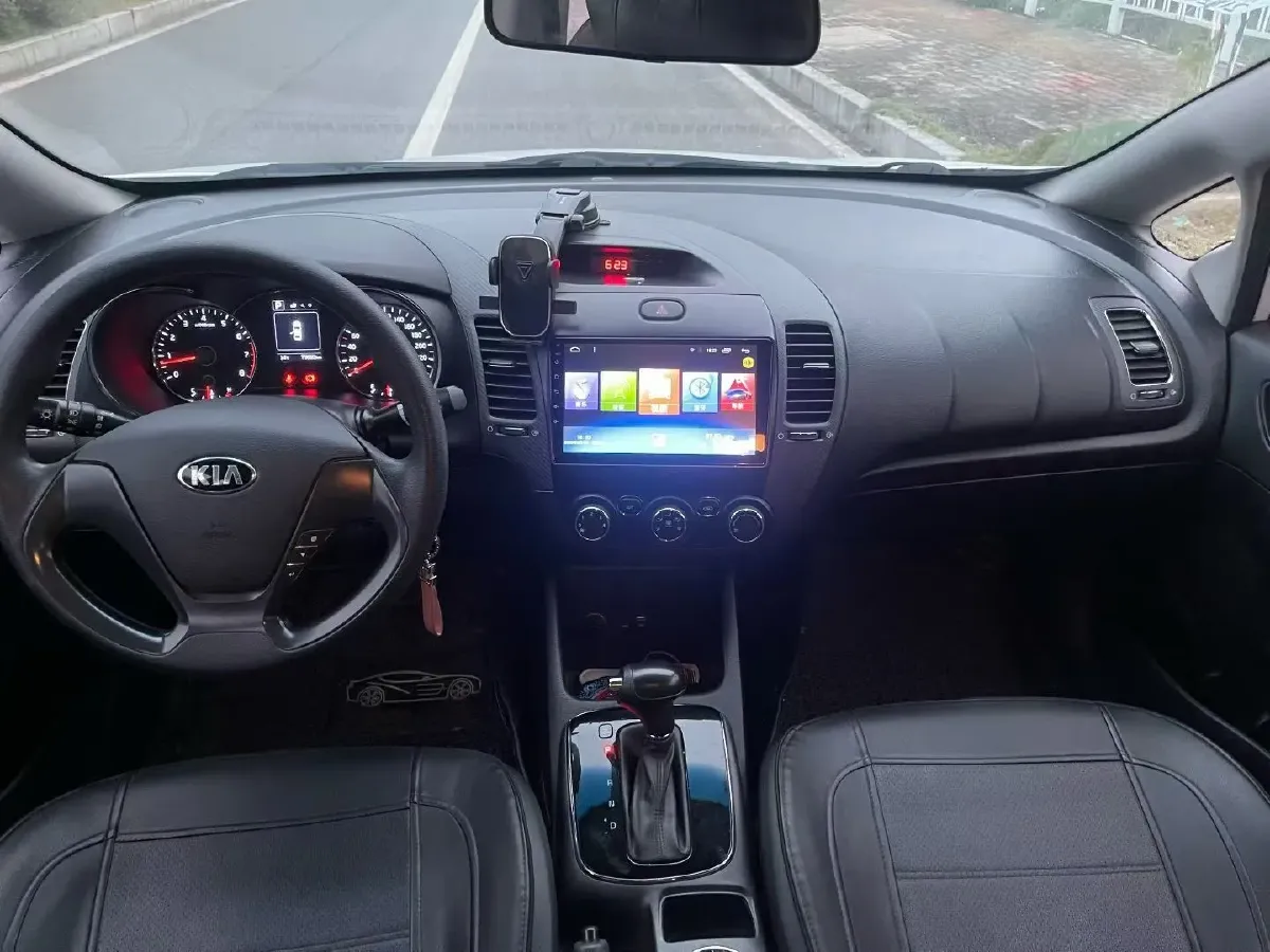 2016 Kia K3 1.6L 128HP L4 6AT,autocango,china used car exporter,china ev exporter,chinese used car exporter,chinese used ev exporter