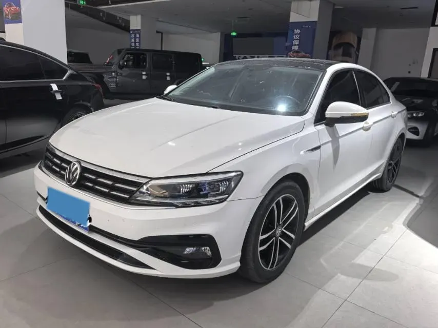 2019 Volkswagen Passat 1.4T 150HP L4 7DCT,autocango,china used car exporter,china ev exporter,chinese used car exporter,chinese used ev exporter