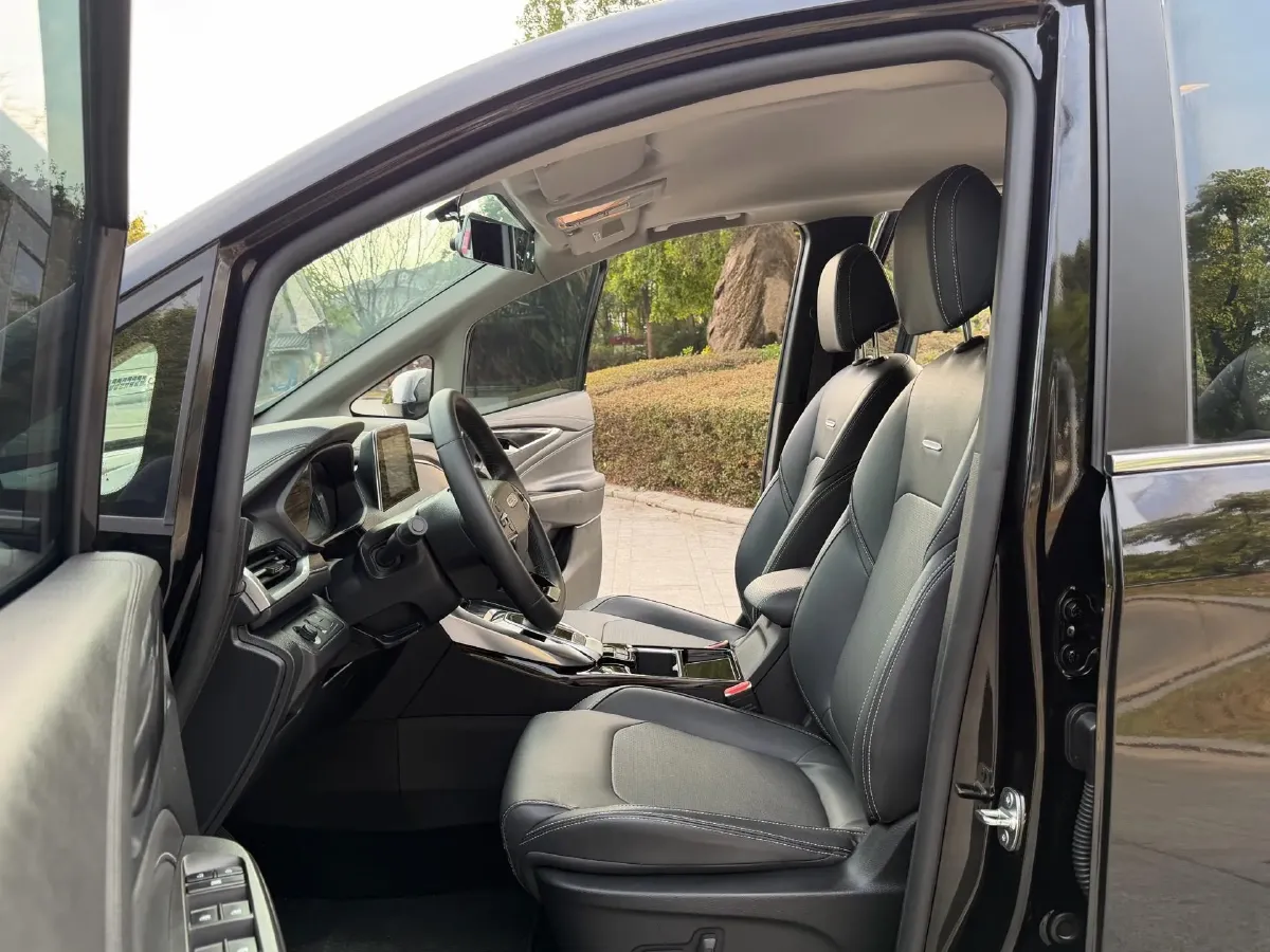 2024 Ford TransitT8 2.0T 154HP L4 6MT,autocango,china used car exporter,china ev exporter,chinese used car exporter,chinese used ev exporter