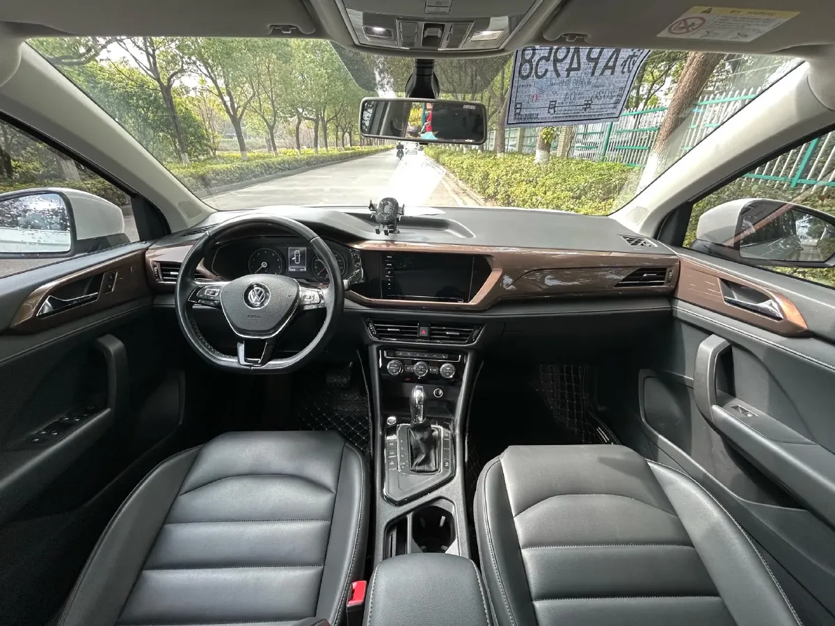 2020 Volkswagen Tharu 2.0T 186HP L4 7DCT,autocango,china used car exporter,china ev exporter,chinese used car exporter,chinese used ev exporter