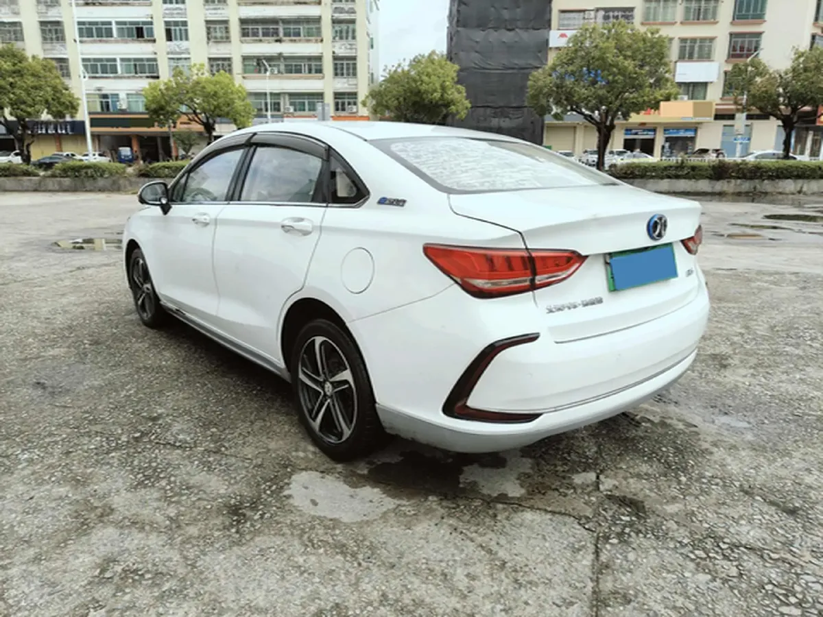 2018 BeiJing Auto EU5 BEV 53.66KWH,autocango,china used car exporter,china ev exporter,chinese used car exporter,chinese used ev exporter