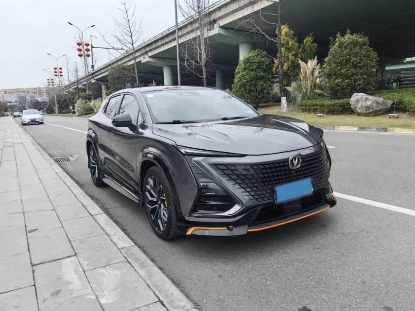 2023 ChangAn UNI-T 1.5T 188HP L4 7DCT,autocango,china used car exporter,china ev exporter,chinese used car exporter,chinese used ev exporter