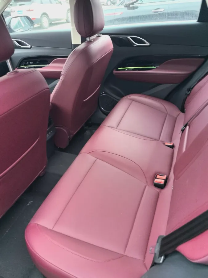 2025 HongQi HS3 1.5T 150HP L4 1DHT PHEV,autocango,china used car exporter,china ev exporter,chinese used car exporter,chinese used ev exporter