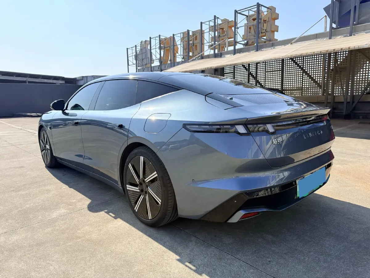 2024 HongQi HS7 2.0T 252HP L4 8AT,autocango,china used car exporter,china ev exporter,chinese used car exporter,chinese used ev exporter