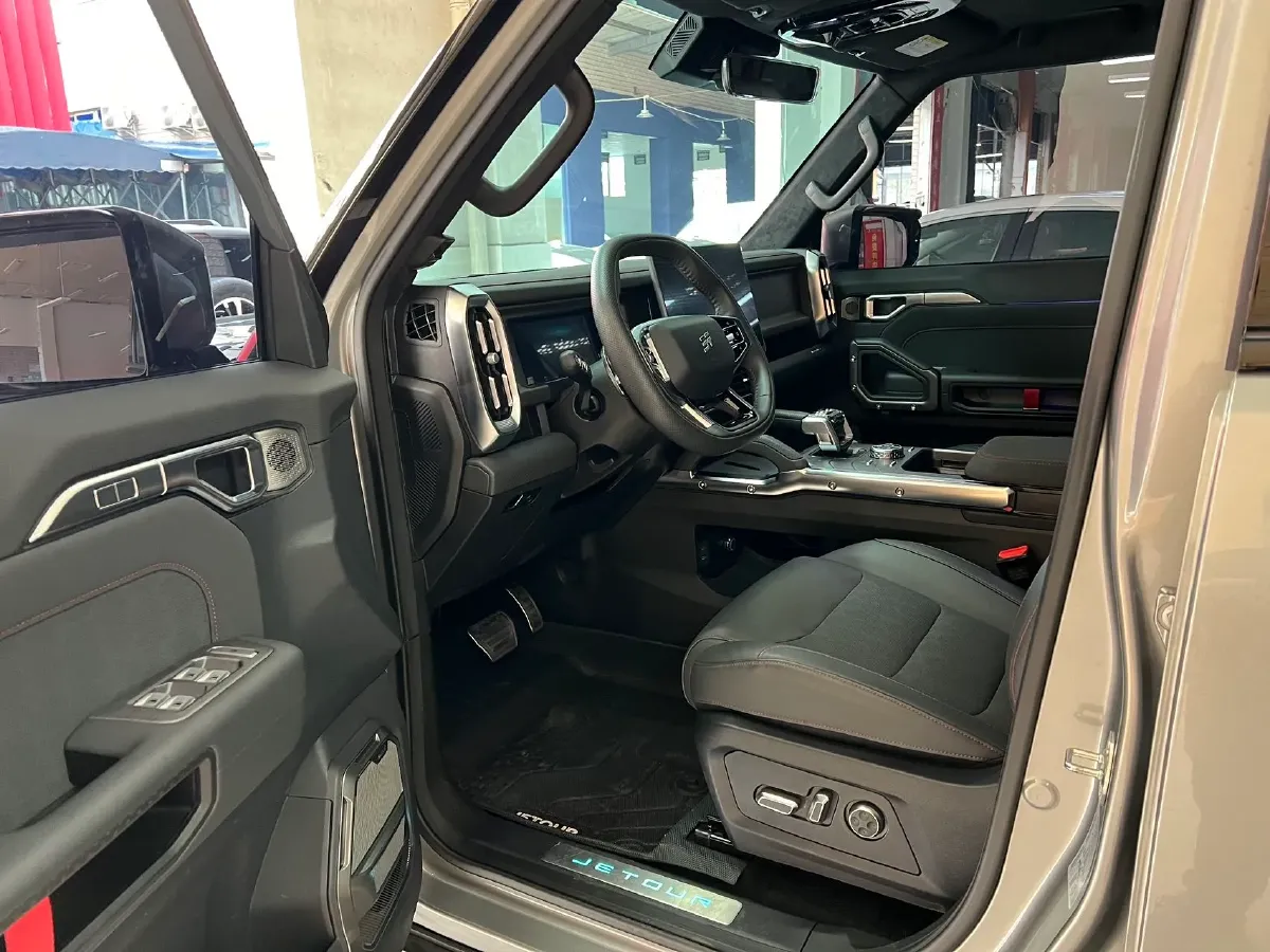 2023 Jetour Traveller 2.0T 254HP L4 8AT,autocango,china used car exporter,china ev exporter,chinese used car exporter,chinese used ev exporter