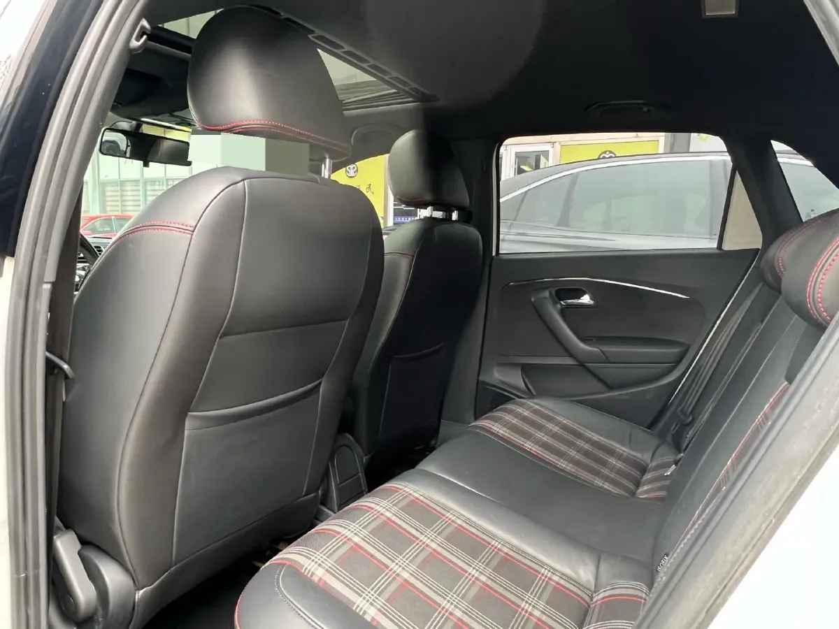 2016 Volkswagen Polo 1.4T 150HP L4 7DCT,autocango,china used car exporter,china ev exporter,chinese used car exporter,chinese used ev exporter