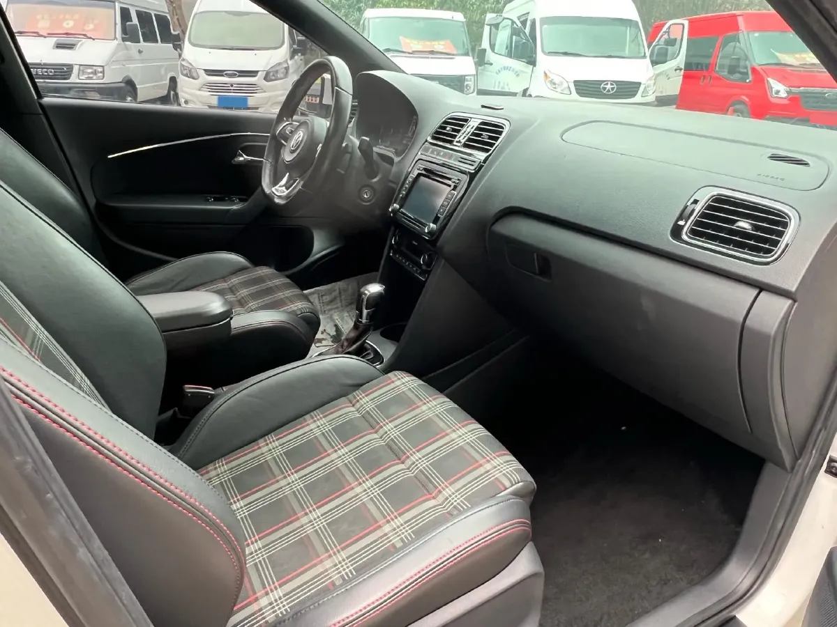 2016 Volkswagen Polo 1.4T 150HP L4 7DCT,autocango,china used car exporter,china ev exporter,chinese used car exporter,chinese used ev exporter