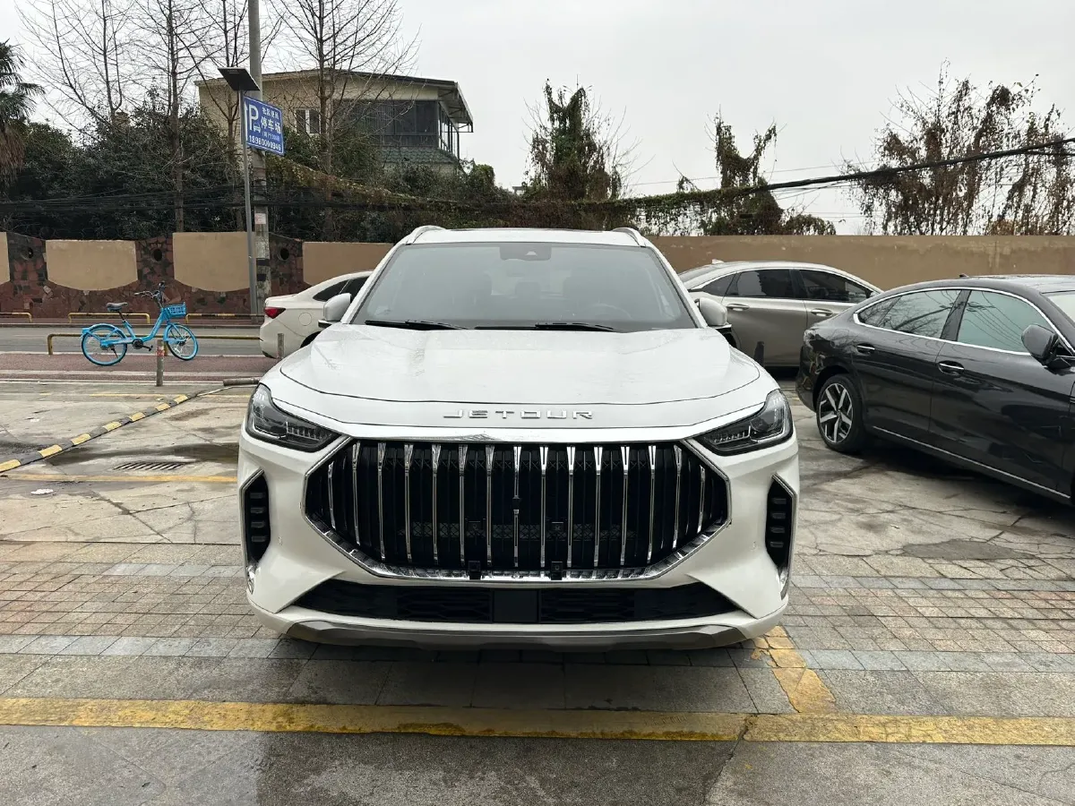 2021 Chery Tiggo 8 Plus 1.6T 197HP L4 7DCT,autocango,china used car exporter,china ev exporter,chinese used car exporter,chinese used ev exporter