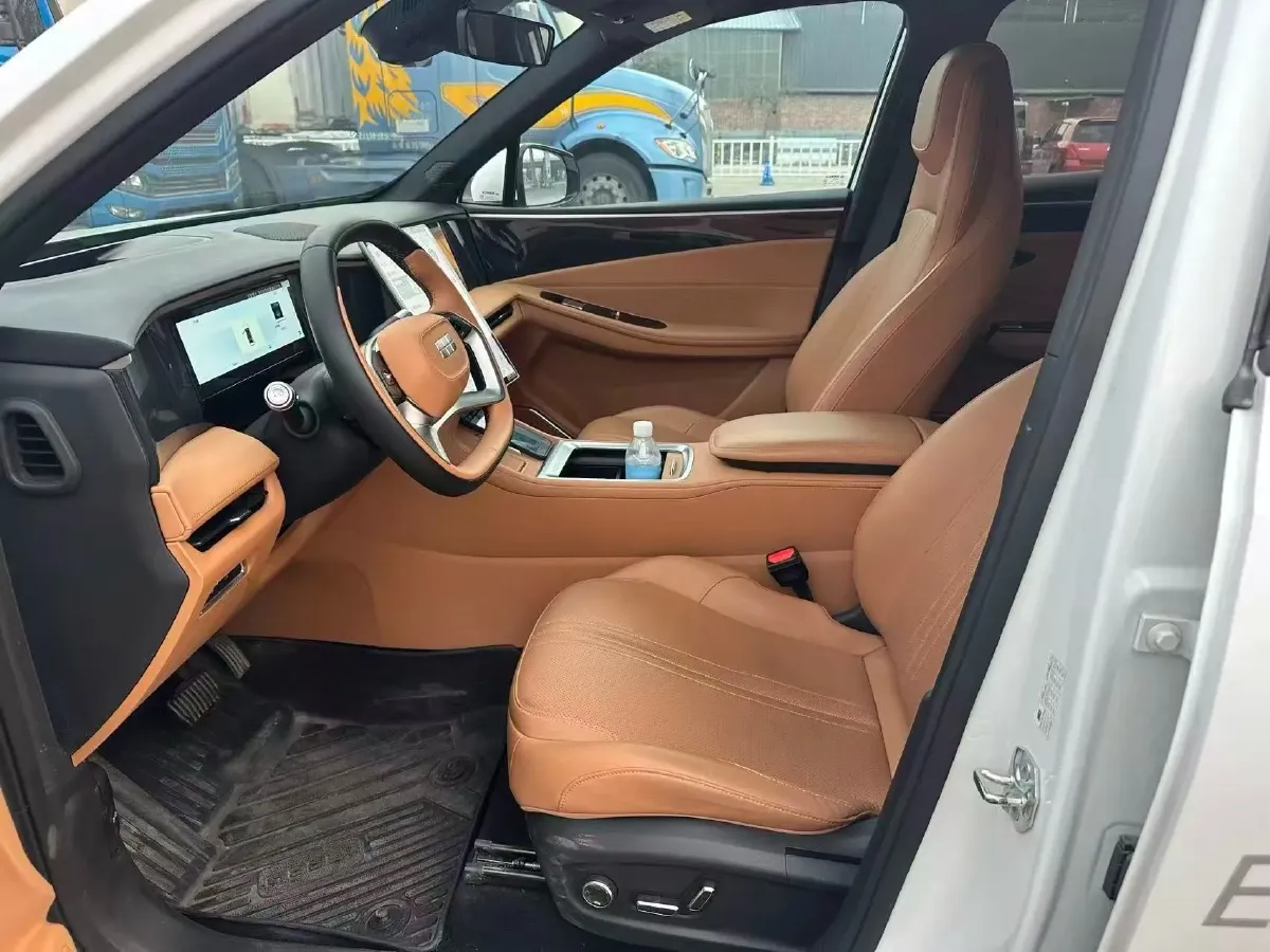 2025 Geely Galaxy L7 1.5L 112HP L4 1DHT PHEV 18.4KWH,autocango,china used car exporter,china ev exporter,chinese used car exporter,chinese used ev exporter