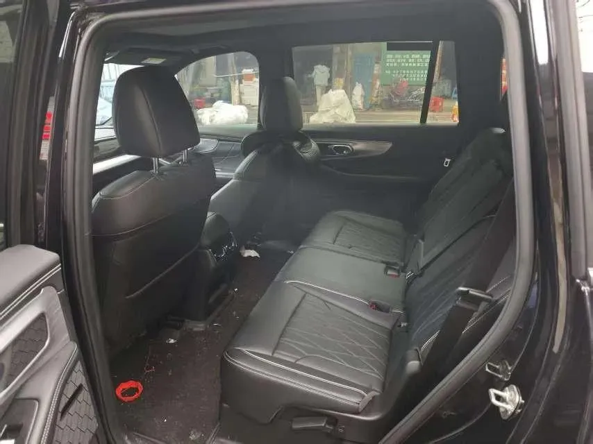 2025 GAC Trumpchi GS8 2.0T 252HP L4 8AT,autocango,china used car exporter,china ev exporter,chinese used car exporter,chinese used ev exporter