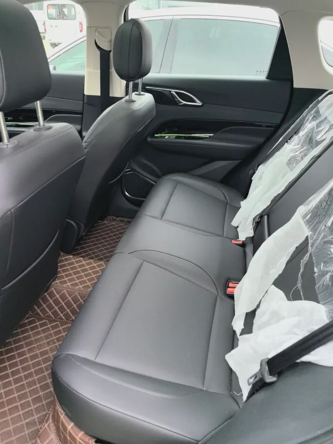 2025 HongQi HS3 1.5T 150HP L4 1DHT PHEV,autocango,china used car exporter,china ev exporter,chinese used car exporter,chinese used ev exporter