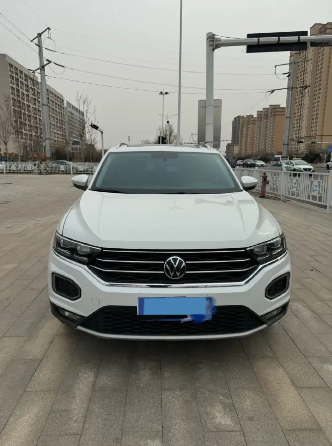 2021 Volkswagen T-Roc 1.4T 150HP L4 7DCT,autocango,china used car exporter,china ev exporter,chinese used car exporter,chinese used ev exporter