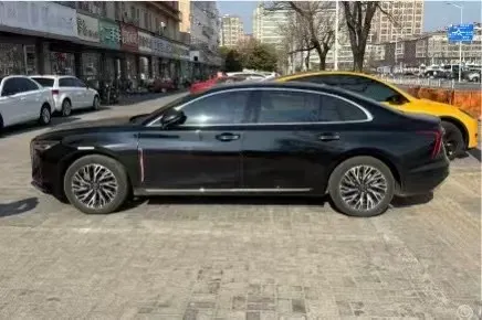 2025 HongQi H5 1.5T 169HP L4 1DHT Hybrid,autocango,china used car exporter,china ev exporter,chinese used car exporter,chinese used ev exporter