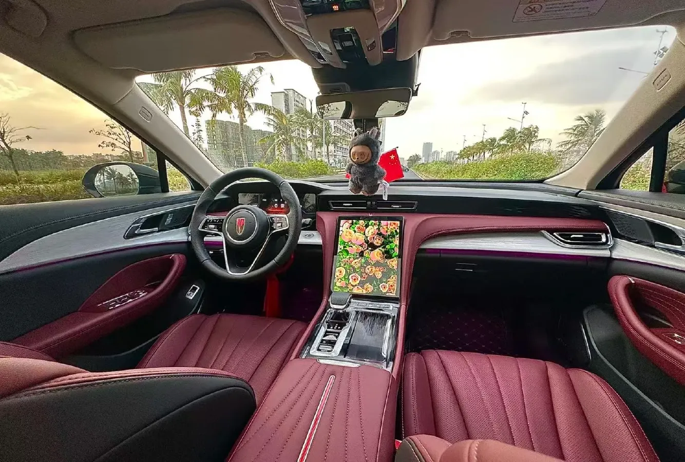 2025 HongQi H5 1.5T 169HP L4 1DHT Hybrid,autocango,china used car exporter,china ev exporter,chinese used car exporter,chinese used ev exporter