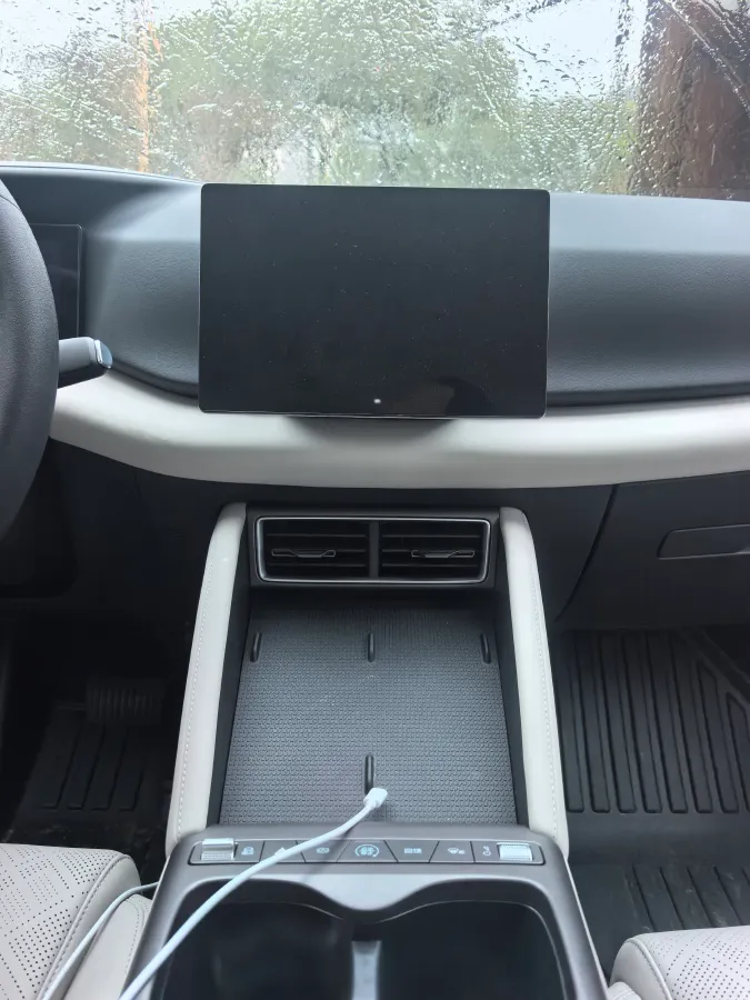 2024 BYD YuanUP BEV 45.12KWH,autocango,china used car exporter,china ev exporter,chinese used car exporter,chinese used ev exporter