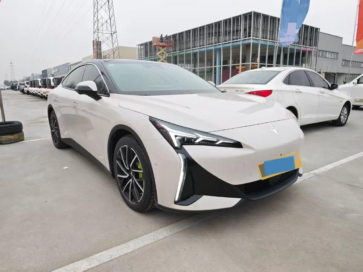 2024 ARCFOX αT5 BEV 79.2KWH,autocango,china used car exporter,china ev exporter,chinese used car exporter,chinese used ev exporter
