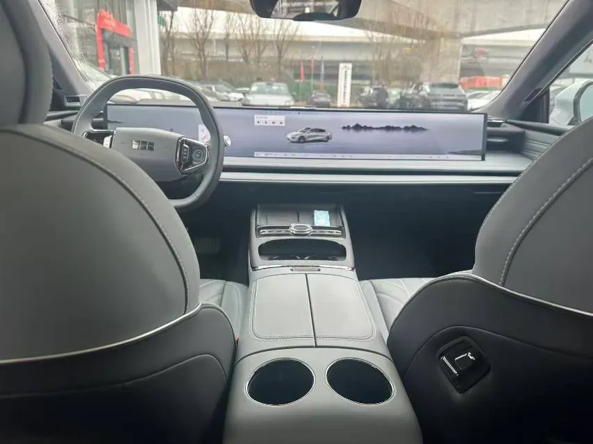 2025 Geely Galaxy E8 BEV 76KWH,autocango,china used car exporter,china ev exporter,chinese used car exporter,chinese used ev exporter