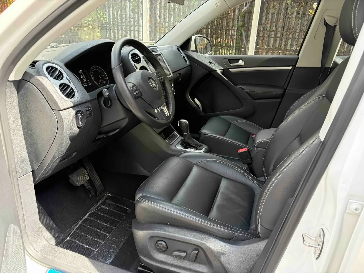 2017 Haval H9 2.0T 190HP L4 8AT,autocango,china used car exporter,china ev exporter,chinese used car exporter,chinese used ev exporter