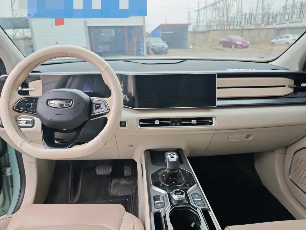 2023 Geely ICON 1.5T 181HP L4 7DCT,autocango,china used car exporter,china ev exporter,chinese used car exporter,chinese used ev exporter