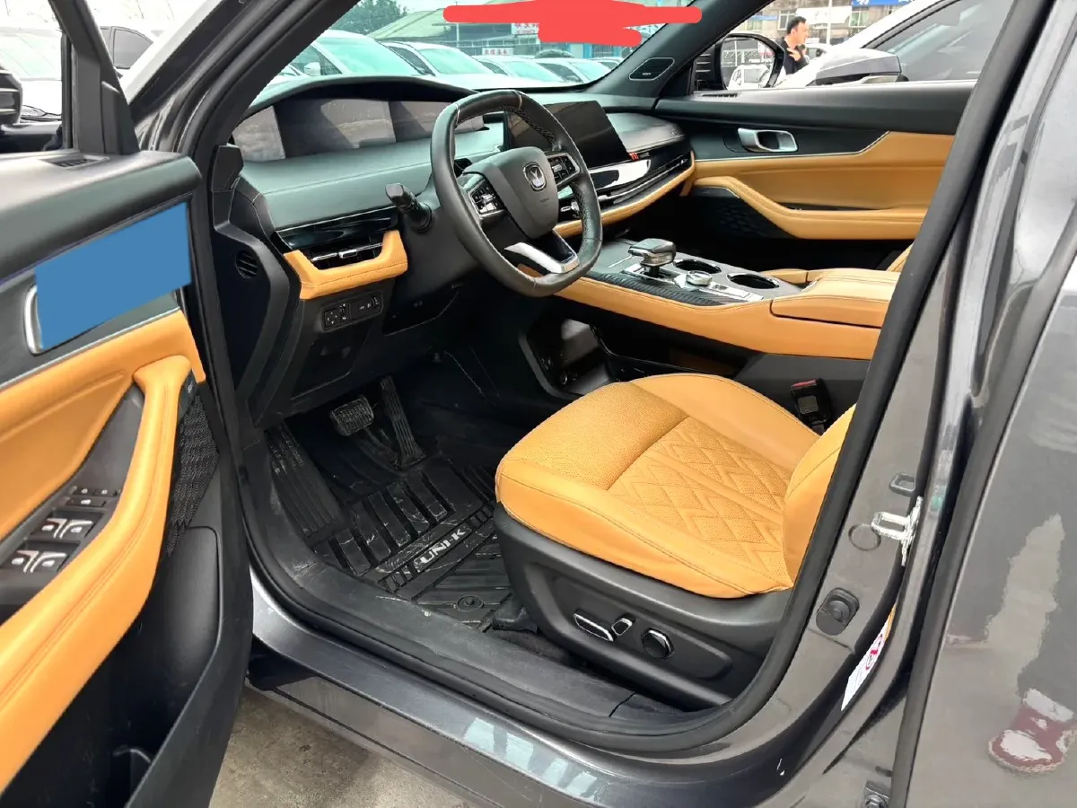 2021 ChangAn UNI-K 2.0T 233HP L4 8AT,autocango,china used car exporter,china ev exporter,chinese used car exporter,chinese used ev exporter