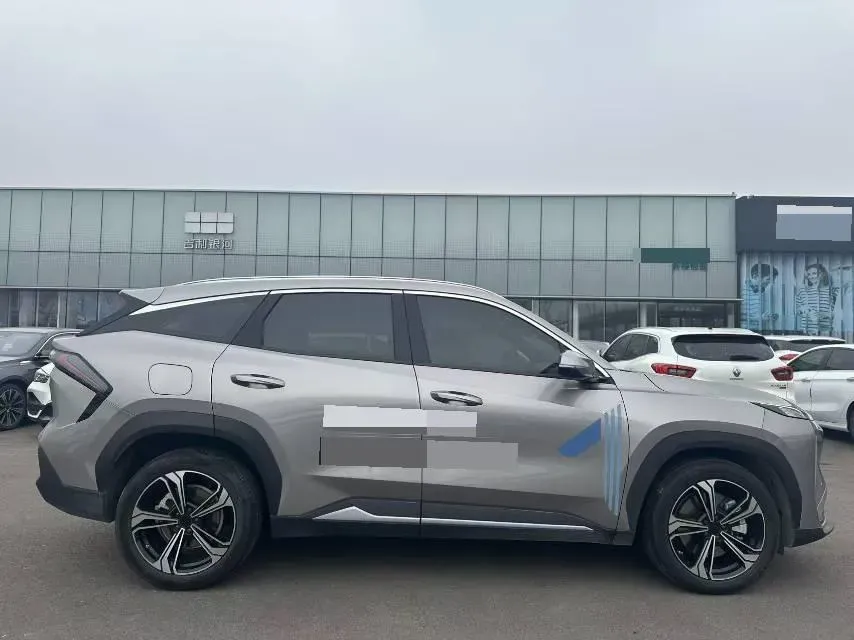 2025 Geely Galaxy L7 1.5L 112HP L4 1DHT PHEV 18.4KWH,autocango,china used car exporter,china ev exporter,chinese used car exporter,chinese used ev exporter