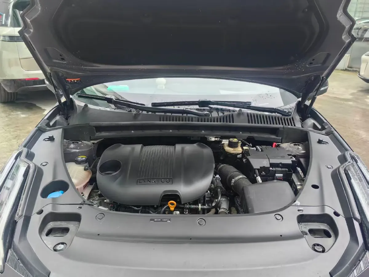 2025 LYNK&CO 03 1.5T 181HP L4 7DCT,autocango,china used car exporter,china ev exporter,chinese used car exporter,chinese used ev exporter