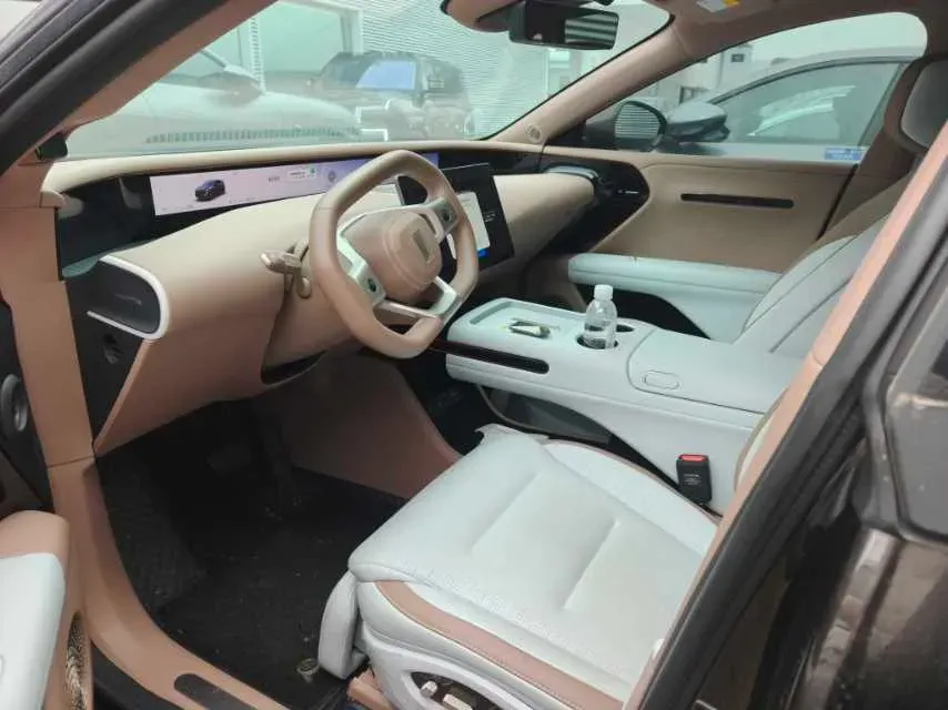 2024 Avatr 07 BEV 82.16KWH,autocango,china used car exporter,china ev exporter,chinese used car exporter,chinese used ev exporter