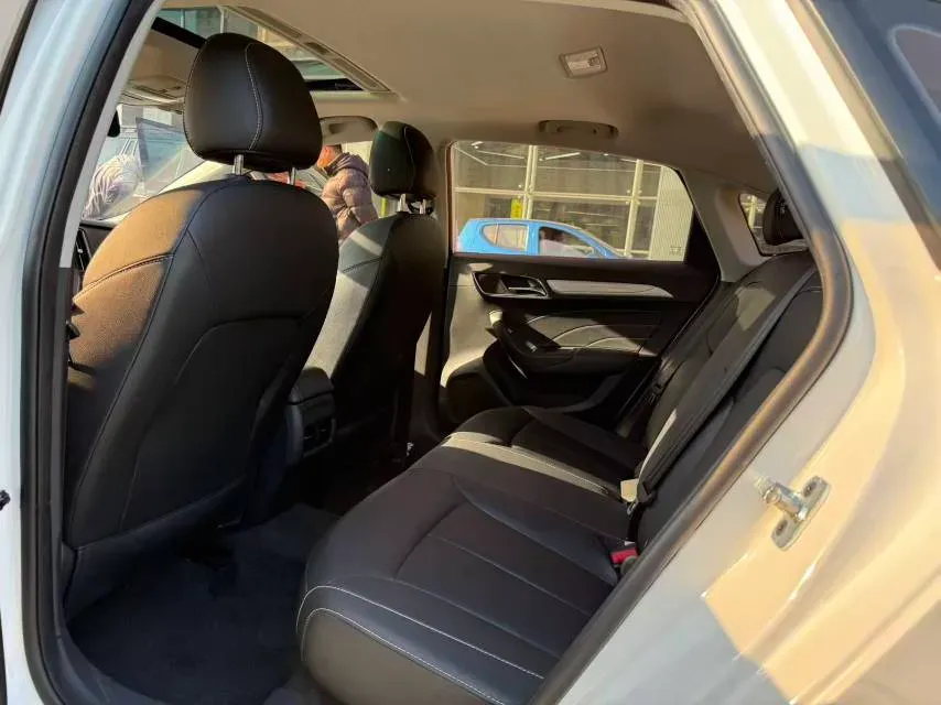 2017 Roewe i6 1.0T 125HP L3 2AT PHEV,autocango,china used car exporter,china ev exporter,chinese used car exporter,chinese used ev exporter