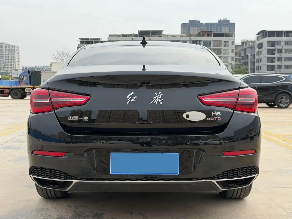 2022 HongQi H5 1.5T 169HP L4 7DCT,autocango,china used car exporter,china ev exporter,chinese used car exporter,chinese used ev exporter