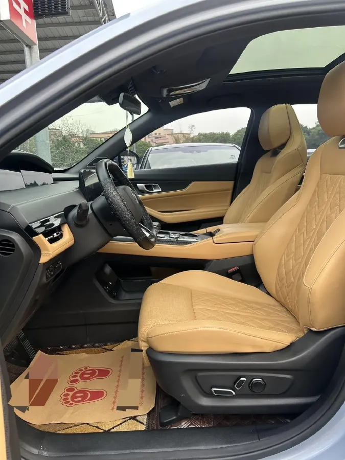 2021 ChangAn UNI-K 2.0T 233HP L4 8AT,autocango,china used car exporter,china ev exporter,chinese used car exporter,chinese used ev exporter