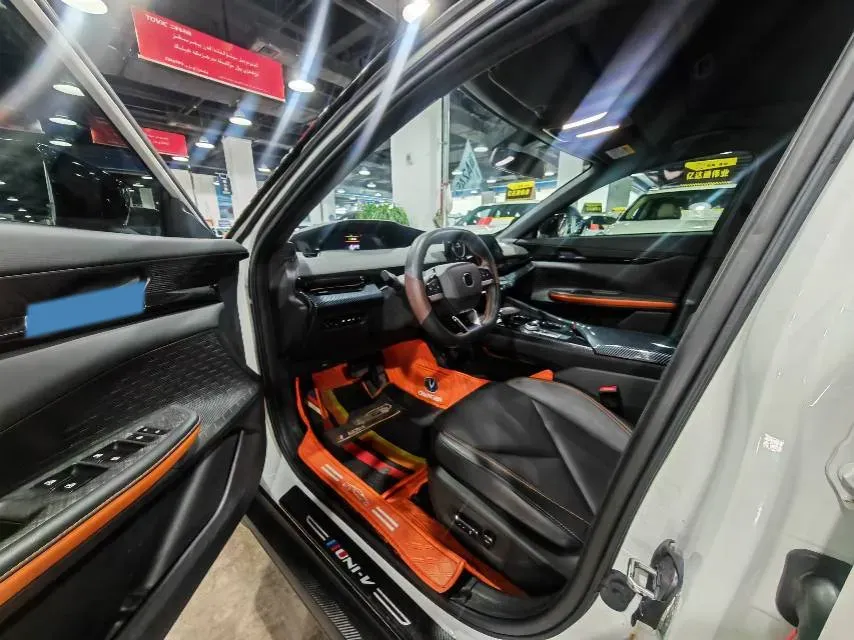 2023 ChangAn UNI-V iDD 1.5T 170HP L4 6TCT PHEV 18.4KWH,autocango,china used car exporter,china ev exporter,chinese used car exporter,chinese used ev exporter
