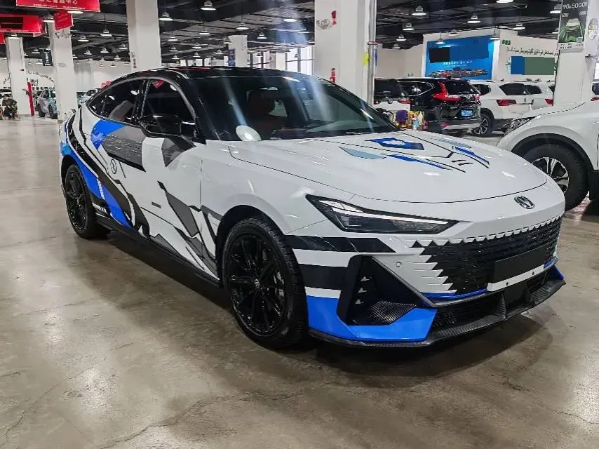 2023 ChangAn UNI-V iDD 1.5T 170HP L4 6TCT PHEV 18.4KWH,autocango,china used car exporter,china ev exporter,chinese used car exporter,chinese used ev exporter