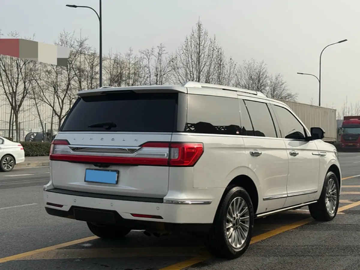 2018 Mercedes-Benz GLS Class 3.0T 333HP V6 9AT,autocango,china used car exporter,china ev exporter,chinese used car exporter,chinese used ev exporter