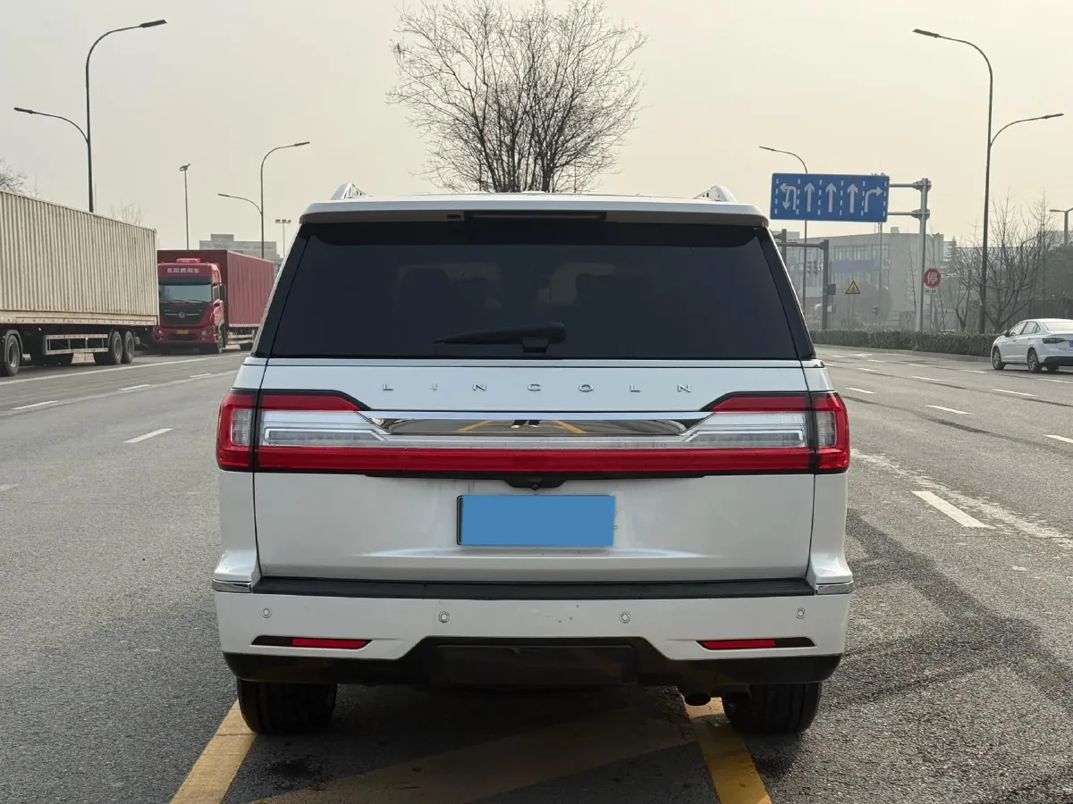 2018 Mercedes-Benz GLS Class 3.0T 333HP V6 9AT,autocango,china used car exporter,china ev exporter,chinese used car exporter,chinese used ev exporter