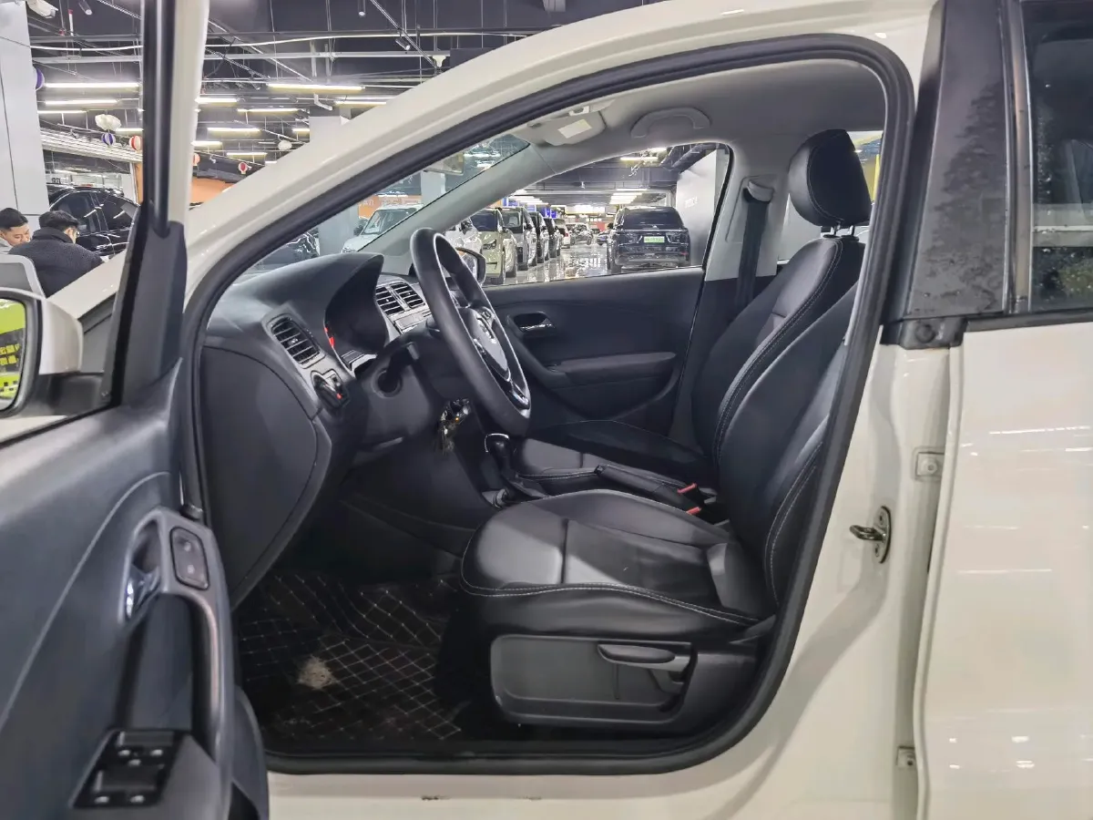 2018 ChangAn Eado 1.6L 128HP L4 6AT,autocango,china used car exporter,china ev exporter,chinese used car exporter,chinese used ev exporter