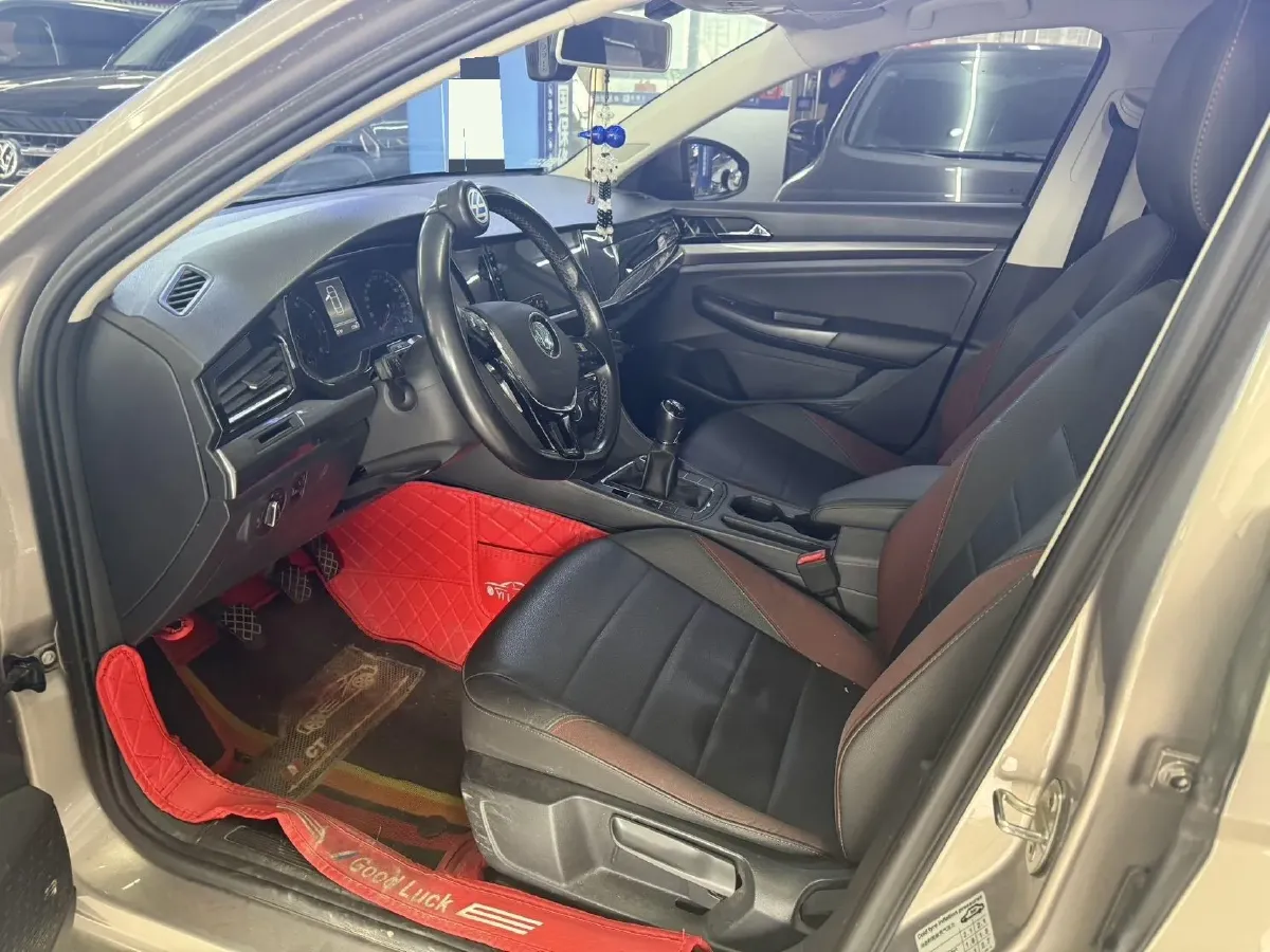 2019 Bestune T77 1.2T 143HP L4 7DCT,autocango,china used car exporter,china ev exporter,chinese used car exporter,chinese used ev exporter