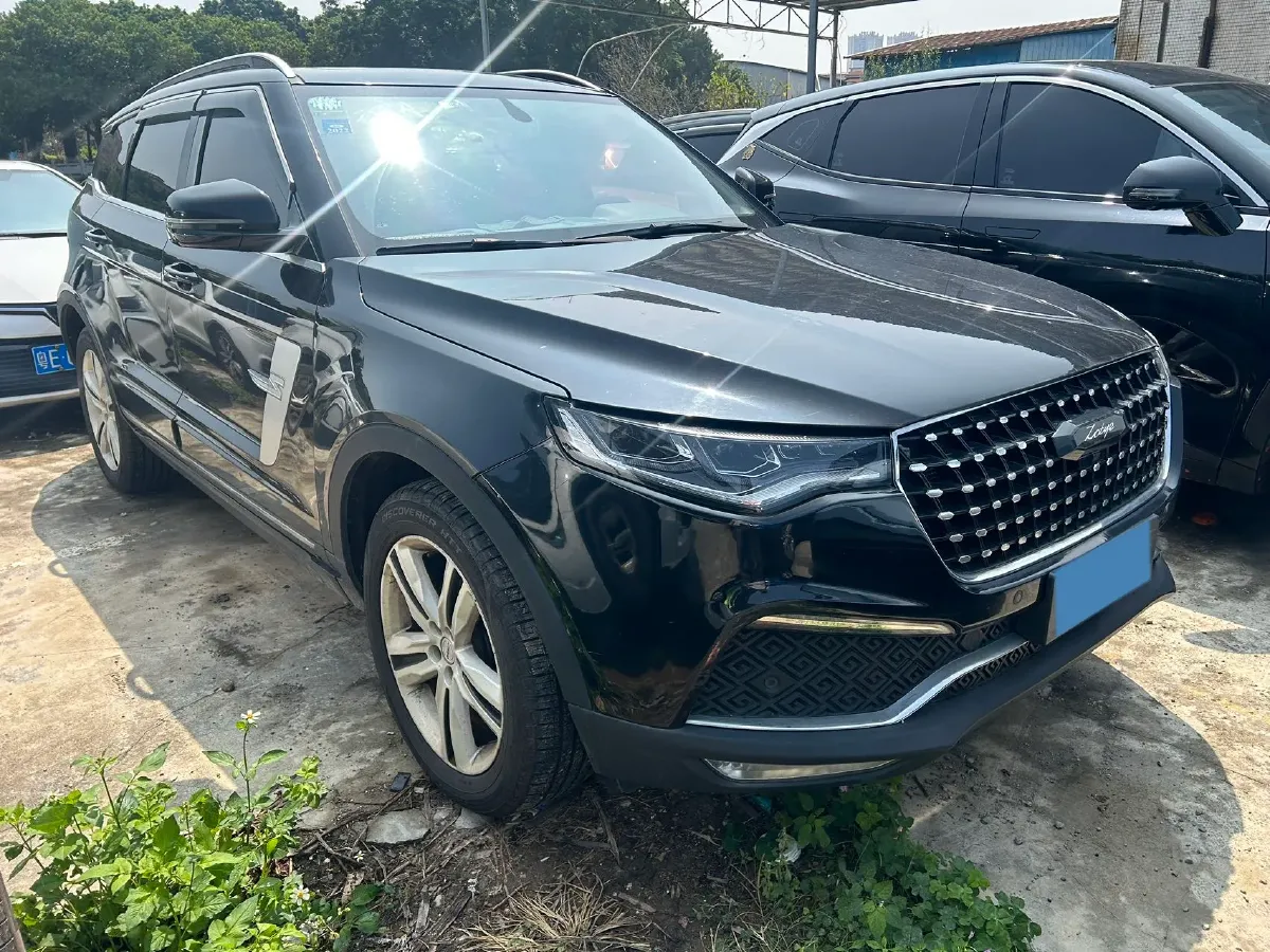 2017 Zotye T700 1.8T 177HP L4 6DCT,autocango,china used car exporter,china ev exporter,chinese used car exporter,chinese used ev exporter